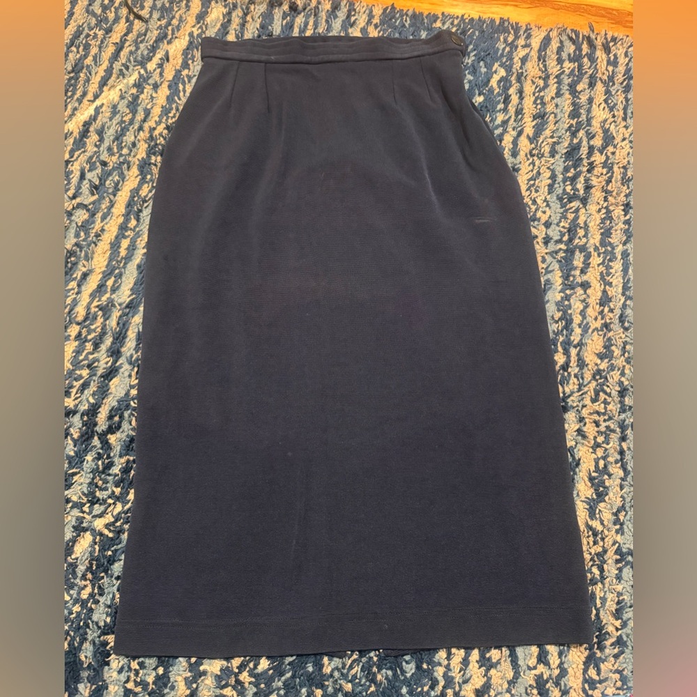 Vintage Kucci navy midi skirt